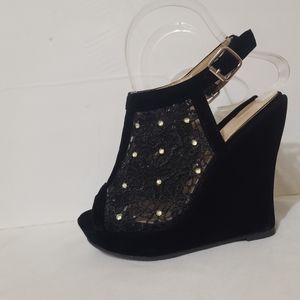 Delicacy Black Velvet Lace Rhinestone Wedge Size 6